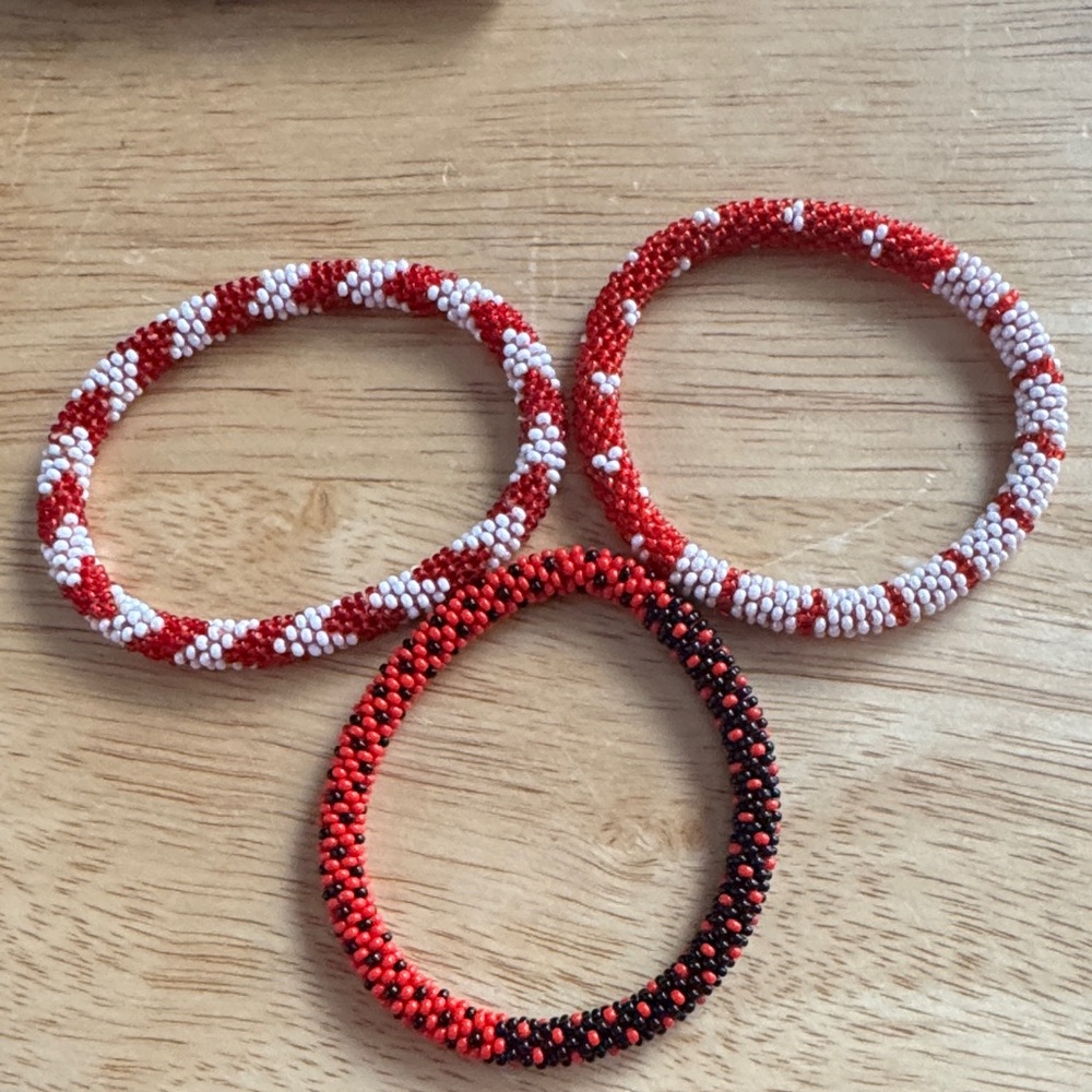 Beaded Bracelet Set - Red, White, and Black - Picture 6 of 6